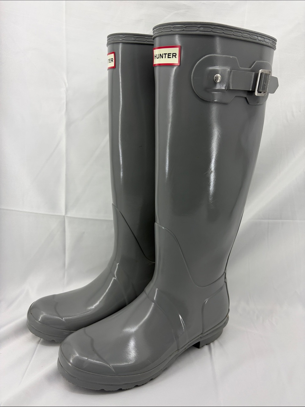 EUC Hunter Womens Original Tall Gloss Light Gray Rain Boots, sz 9